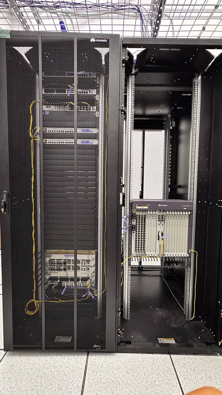 Monachi Networks rack installation